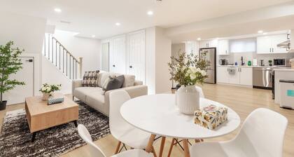 Newly Renovated 2-bedroom Lower Level Suite