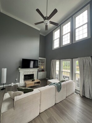 Smart TV, fireplace, table football