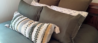 Woodland Retreat - unwind in this country lodge close to Ellicottville&Salamanca