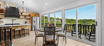 Luxury Beaver Lake Retreat- 1 min Prairie Creek Marina - 5 mins to DT Rogers