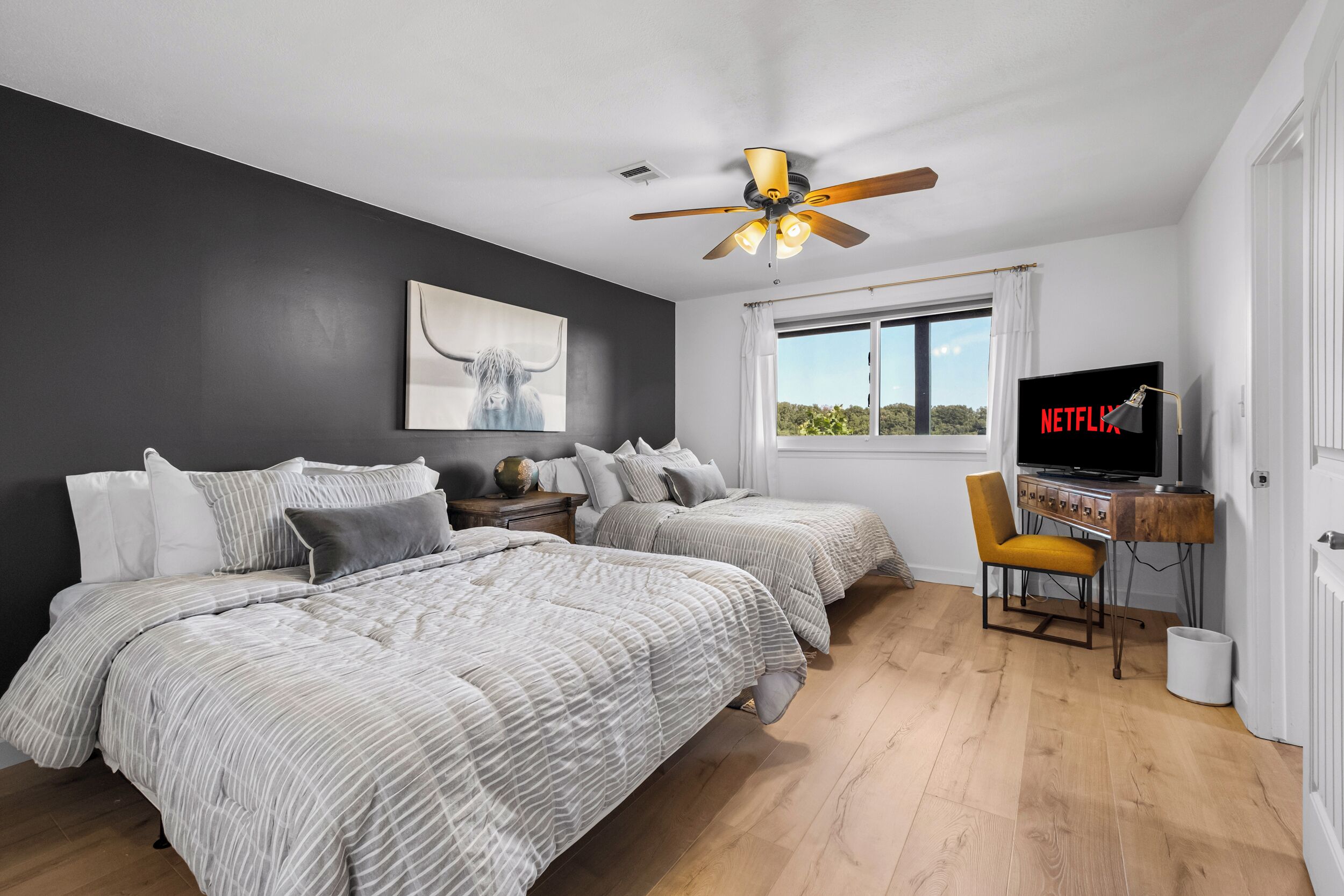 2 habitaciones, escritorio, wifi gratis y ropa de cama 