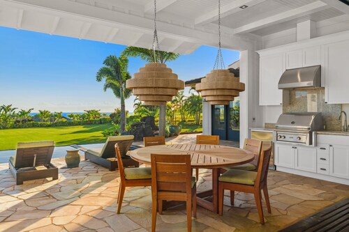 Luxury 6BR Ocean View Estate Home in Kukuiula