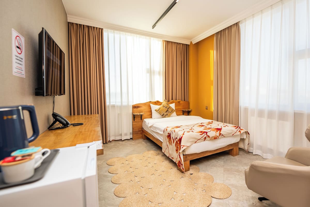 Standard Double Room | Free WiFi