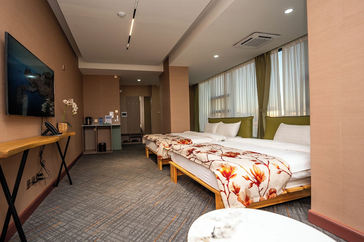 Superior Twin Room | Free WiFi