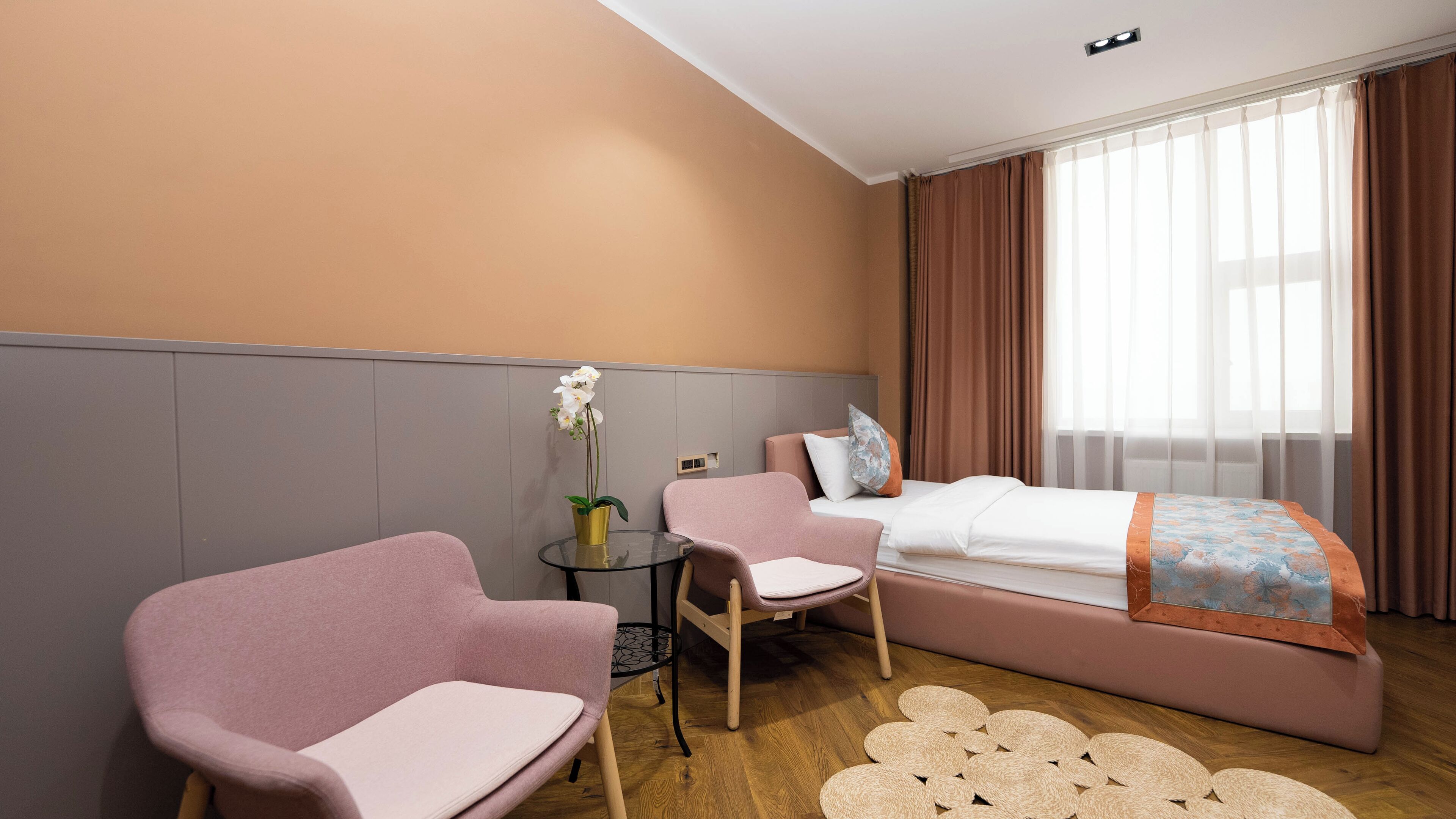 Standard Double Room | Free WiFi