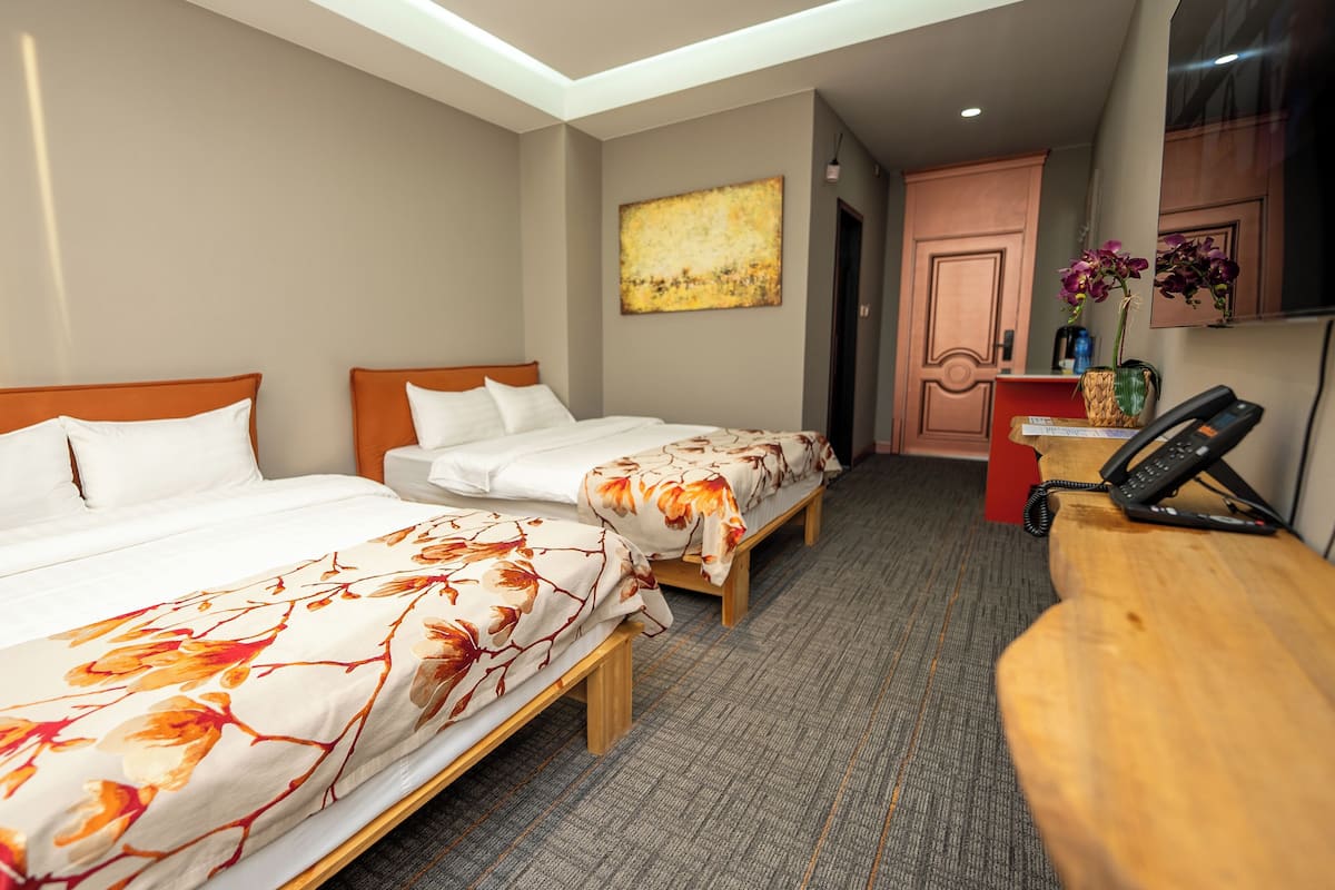 Standard Twin Room | Free WiFi