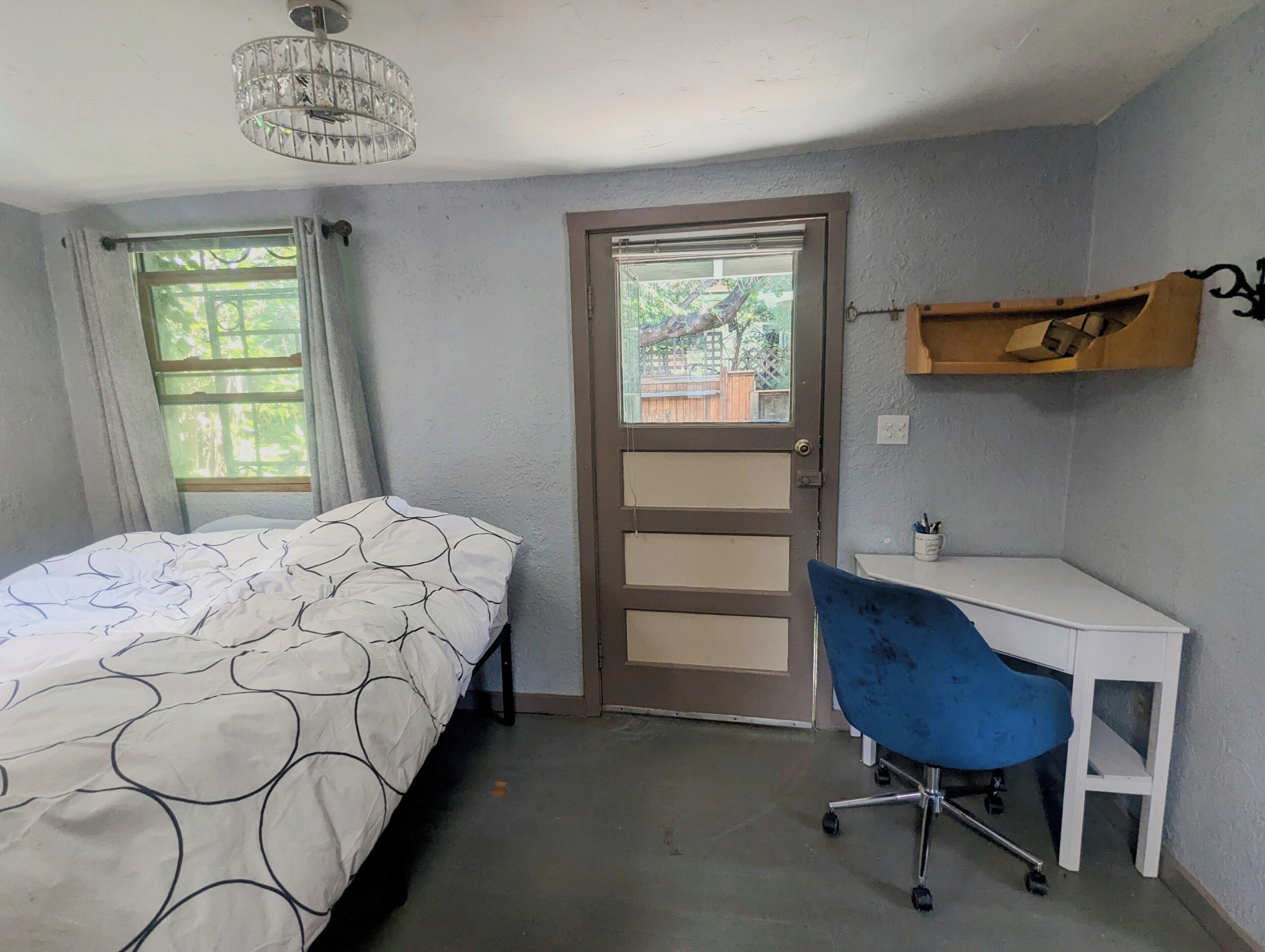 1 多间卧室、熨斗/熨衣板、WiFi、床单