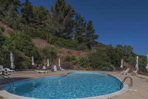 Pool - Domus De Pedra Pertunta, Castelsardo, Italy (Castelsardo)