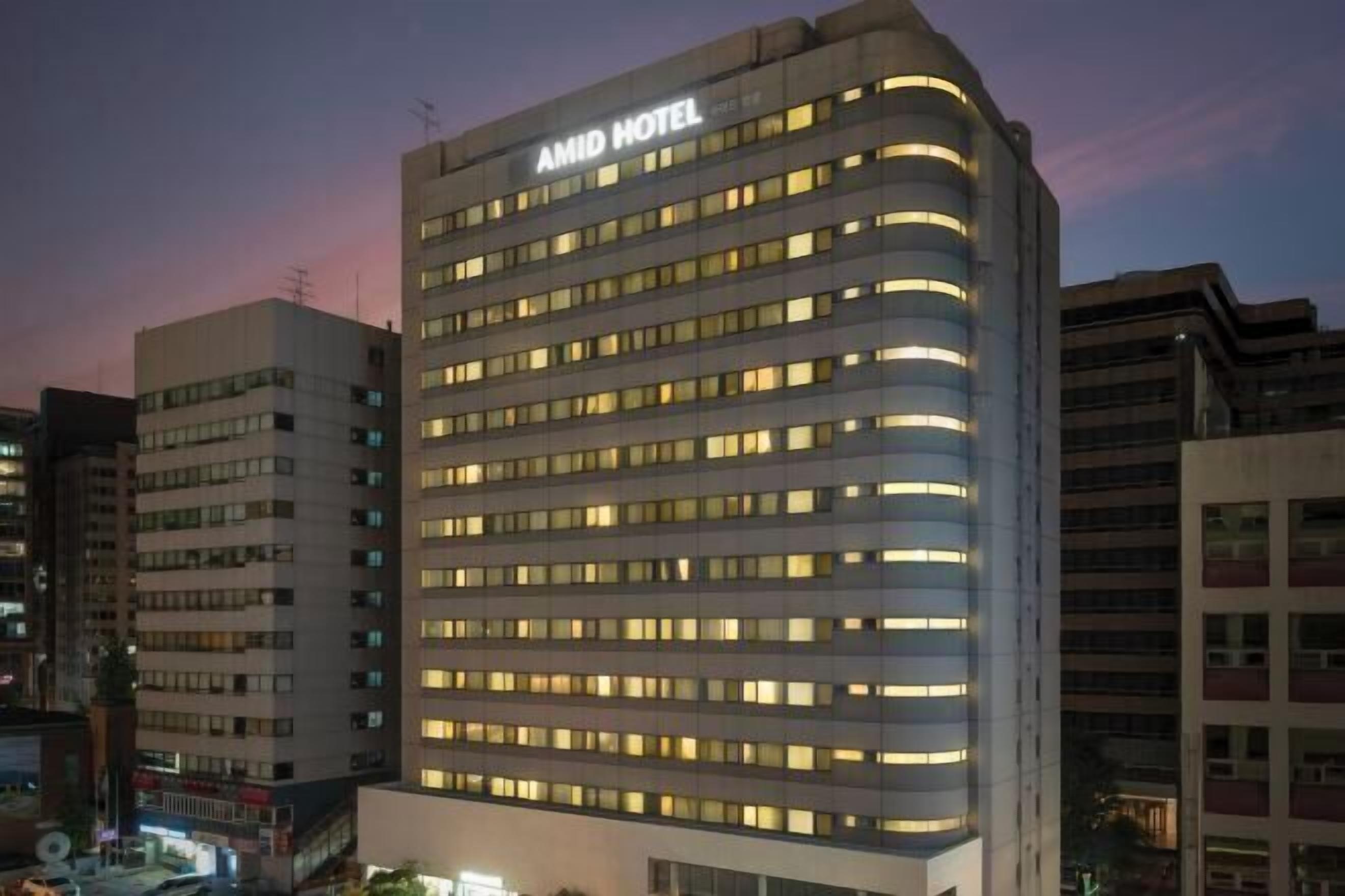 المنشأة من الخارج