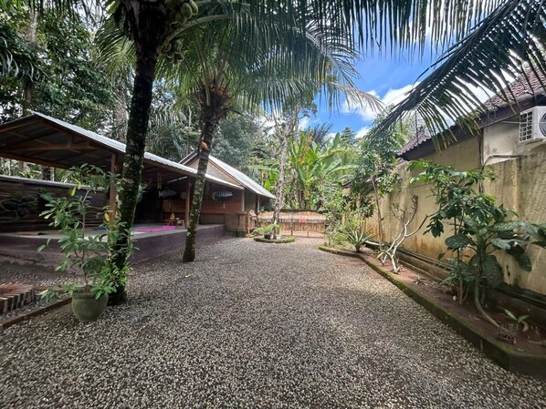 Exterior - Pondok Sayan Homestay (Ubud)