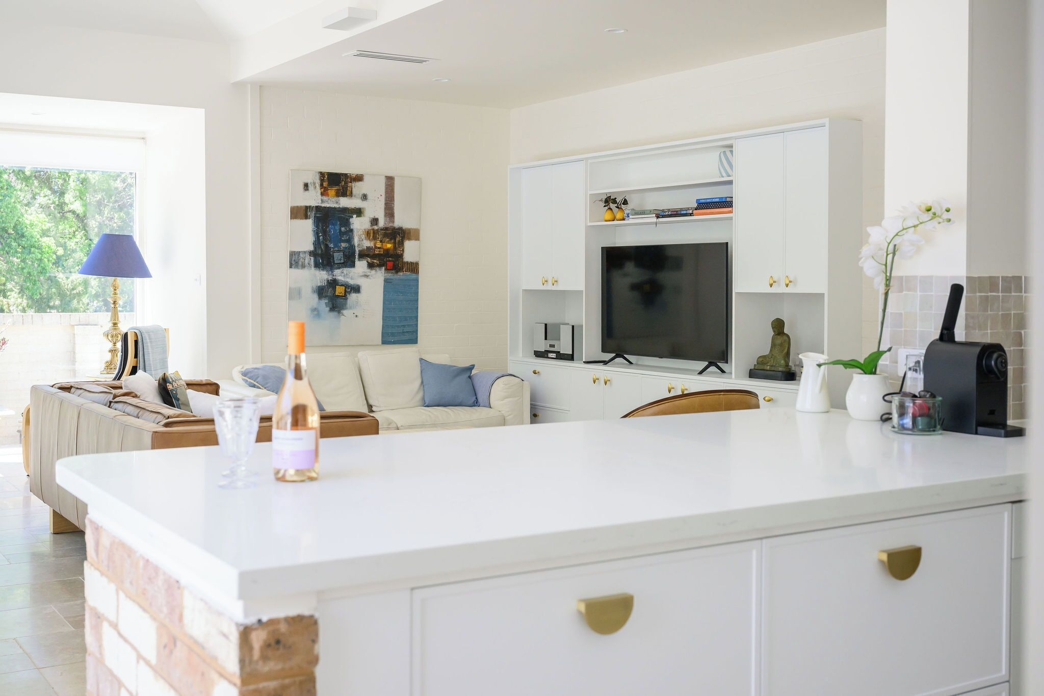 المنشأة من الداخل