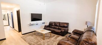 Close to Kyle Field, Texas A&M, Santa’s Wonderland & anywhere you need.