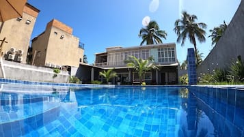 Villa | Piscina | Piscina all'aperto