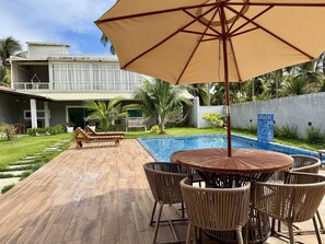 Villa | Outdoor dining