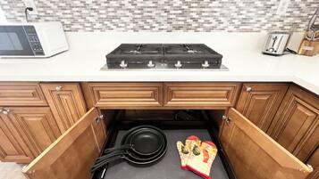 Mikroaaltouuni, liesi