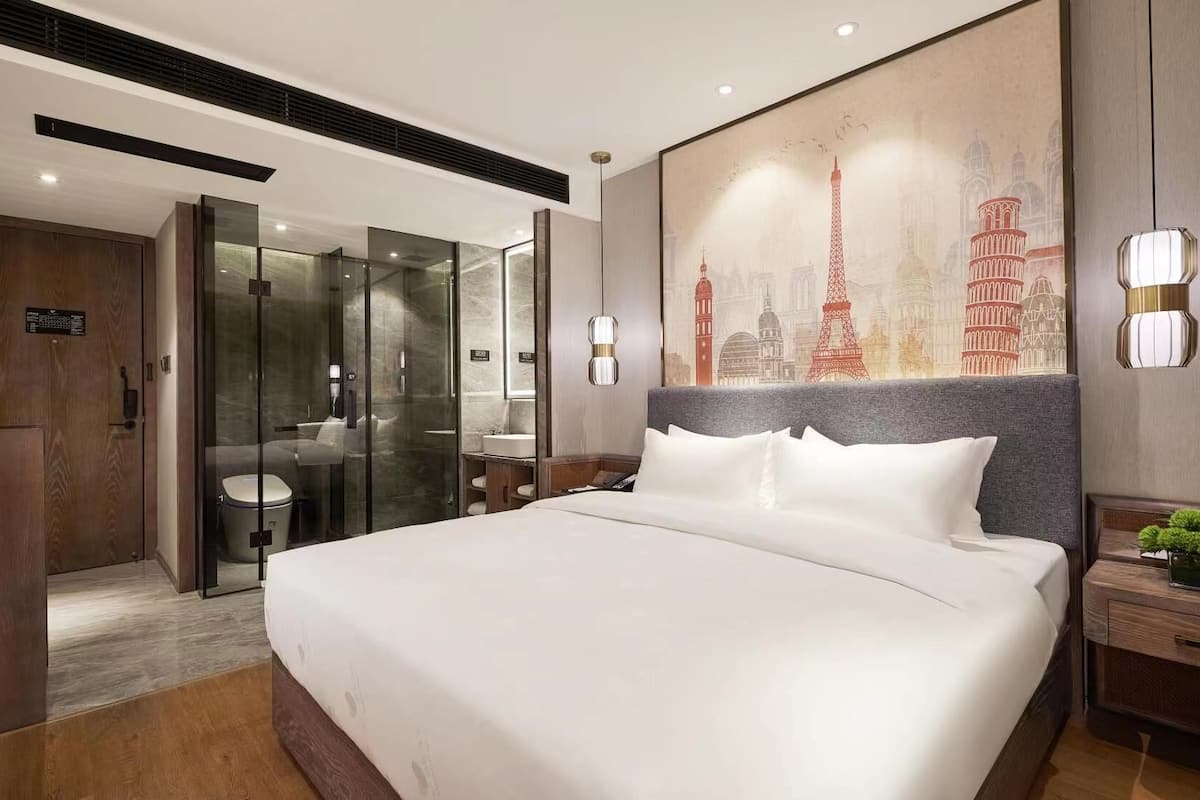 Basic Double Room | Blackout drapes, iron/ironing board, free WiFi