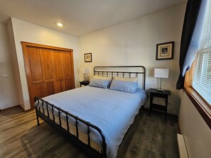 1 bedroom, iron/ironing board, WiFi, bed sheets