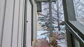 تفاصيل الفندق من الخارج