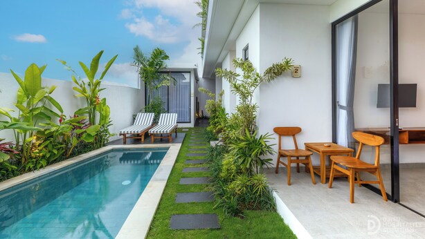 Outdoor pool - Famiglie Guest House (Munggu)