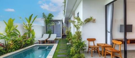 Alberca al aire libre