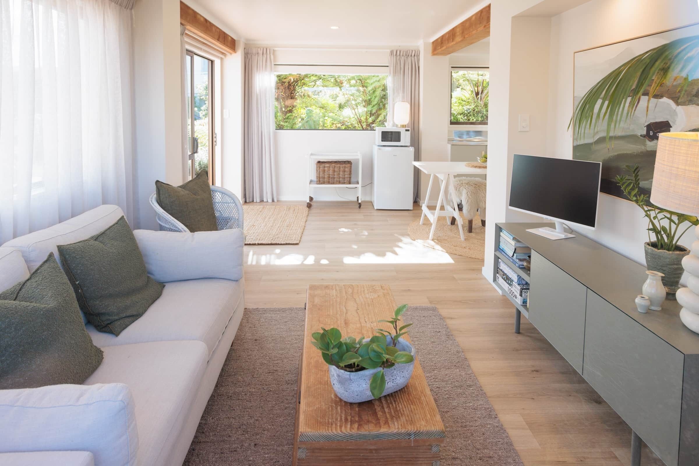 Smart TV, books, computer monitors, printers