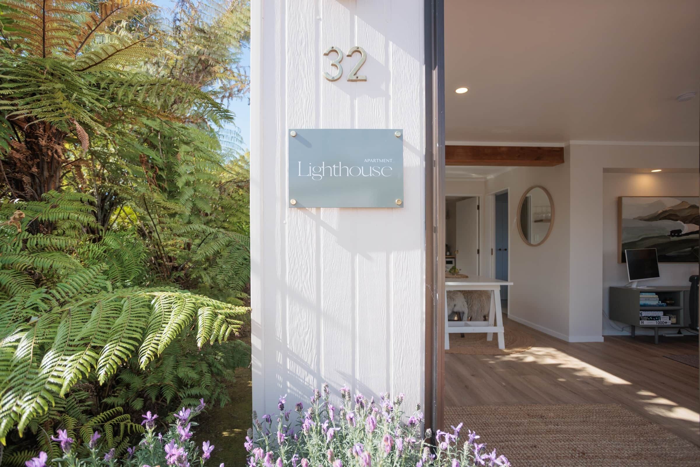 تفاصيل الفندق من الخارج