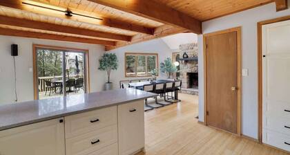 Private Pool, Hot Tub, 4Bdrm, Firepit, Arrowhead