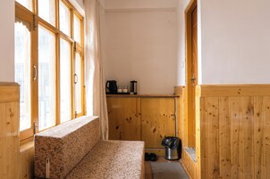 Wi-Fi de cortesia, roupa de cama