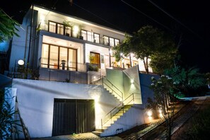 Exterior - Kandy Casa by Regus (Kandy)