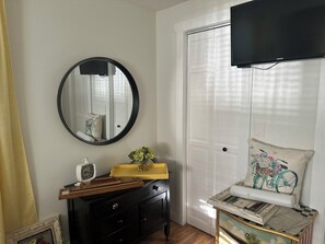 Interior - Awesome View Two. . 20 min. To Cooperstown, Perfect for Dreams Park Families (Richfield Springs)