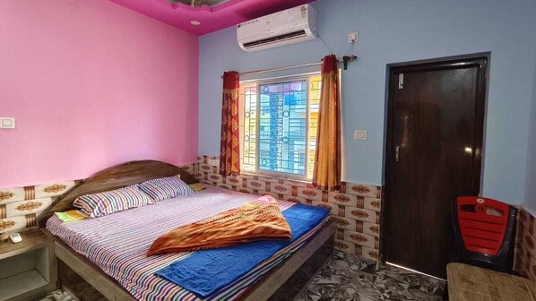Deluxe Double Room, City View | Desk, laptop workspace, free WiFi - Masum Guest House (Digha)