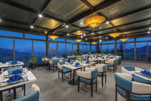Dining - DeLaMont Sapa Hotel (Sa Pa)
