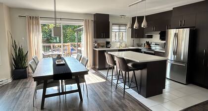Charming 4-bedroom house in Gatineau