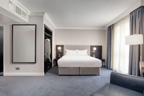 Unclassified image, 5 of 23, button - Sofitel London Gatwick (Horley)