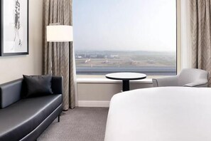 Cribs/infant beds - Sofitel London Gatwick (Horley)