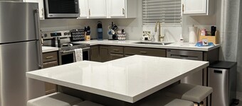 Spacious 4-bedroom family and pet-friendly house in tranquil Flagstaff, Arizona.