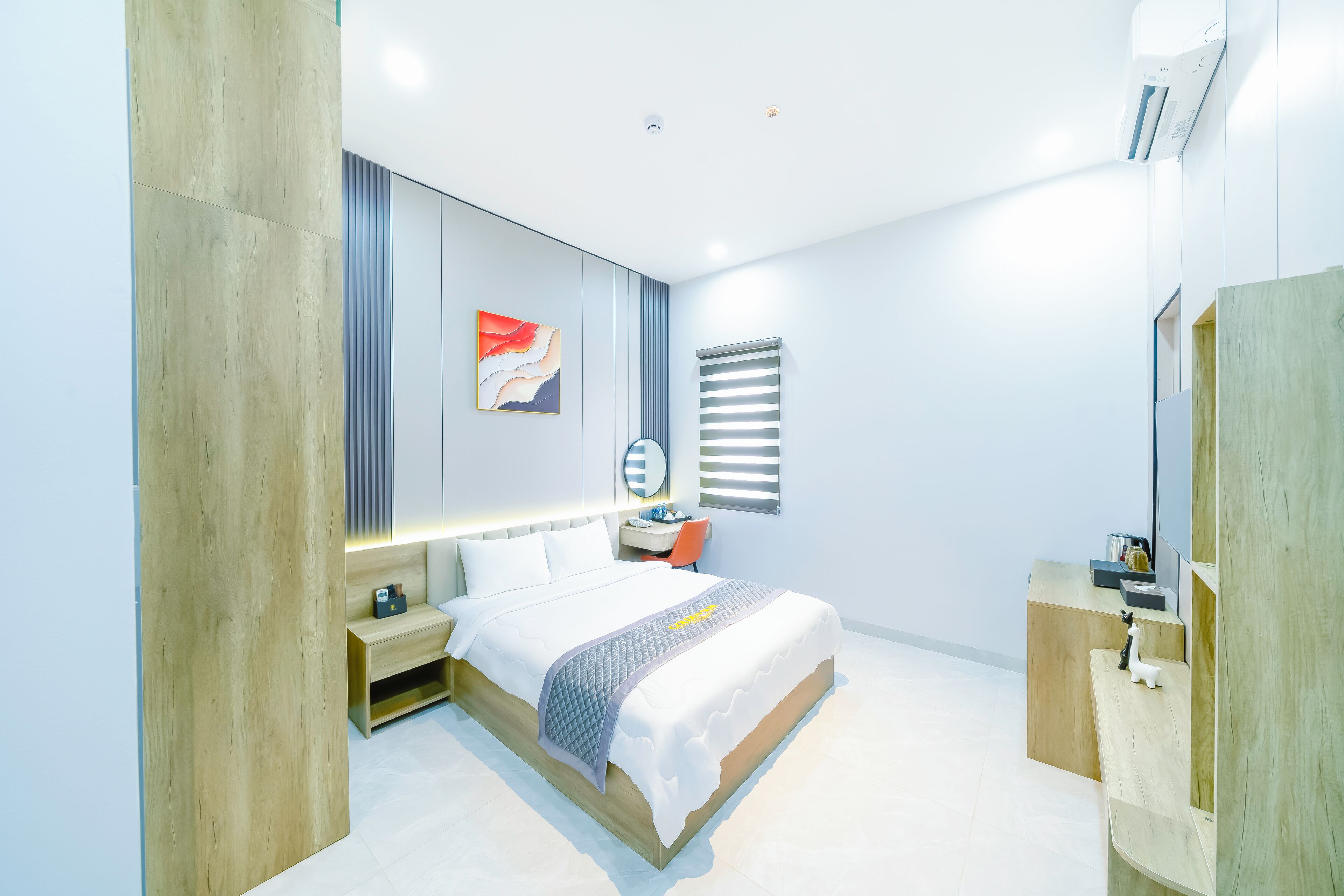 豪華雙人房, 1 張特大雙人床, 附屬樓 | 房內夾萬、獨特設計、獨特裝修、書桌