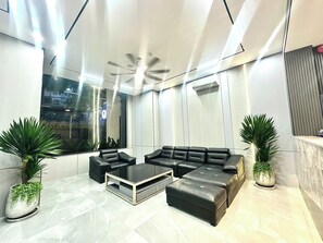 Sala de estar en el lobby