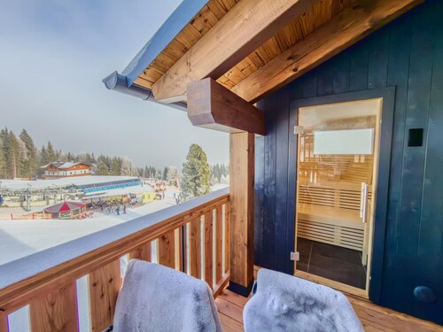 Elegant flat with sauna and ski-in/ski-out