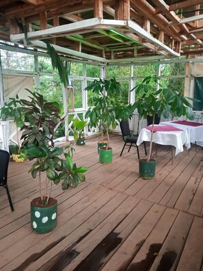 Exterior - Roddy's Green Lounge Vihiga (Buyangu)