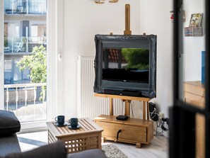 TV, stereo - Renovated flat centrally located (Koksijde)