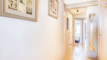 Iron/ironing board, internet