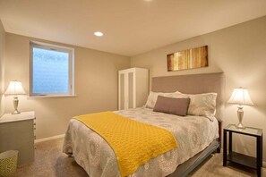 6 室のベッドルーム、アイロン / アイロン台、WiFi (無料)、ベッドシーツ