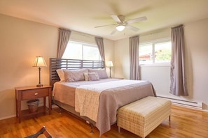 6 bedrooms, iron/ironing board, travel cot, free WiFi