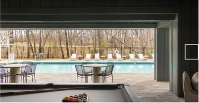 Landing Apartments - Oakwood