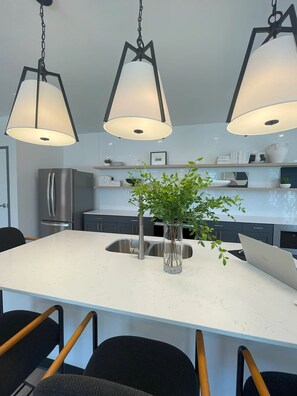 Apartment, 2 Bathrooms (2 Bedrooms) | Bahagian dalam