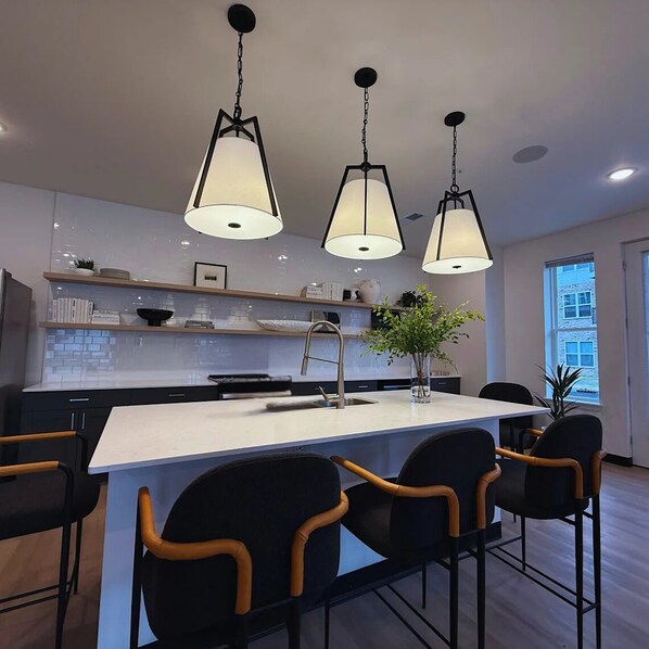 شقة - بحمامين (2 Bedrooms) | المنشأة من الداخل