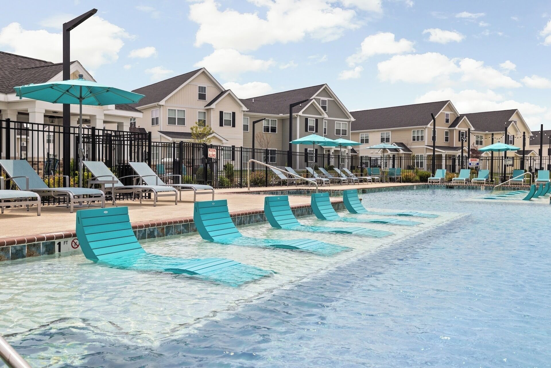 Seasonal outdoor pool, sun loungers