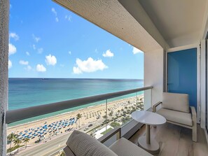 Luxury Apartment, 1 King Bed with Sofa bed, Ocean View | Balcony - Luxury Suites at Fort Lauderdale Beach (Fort Lauderdale)