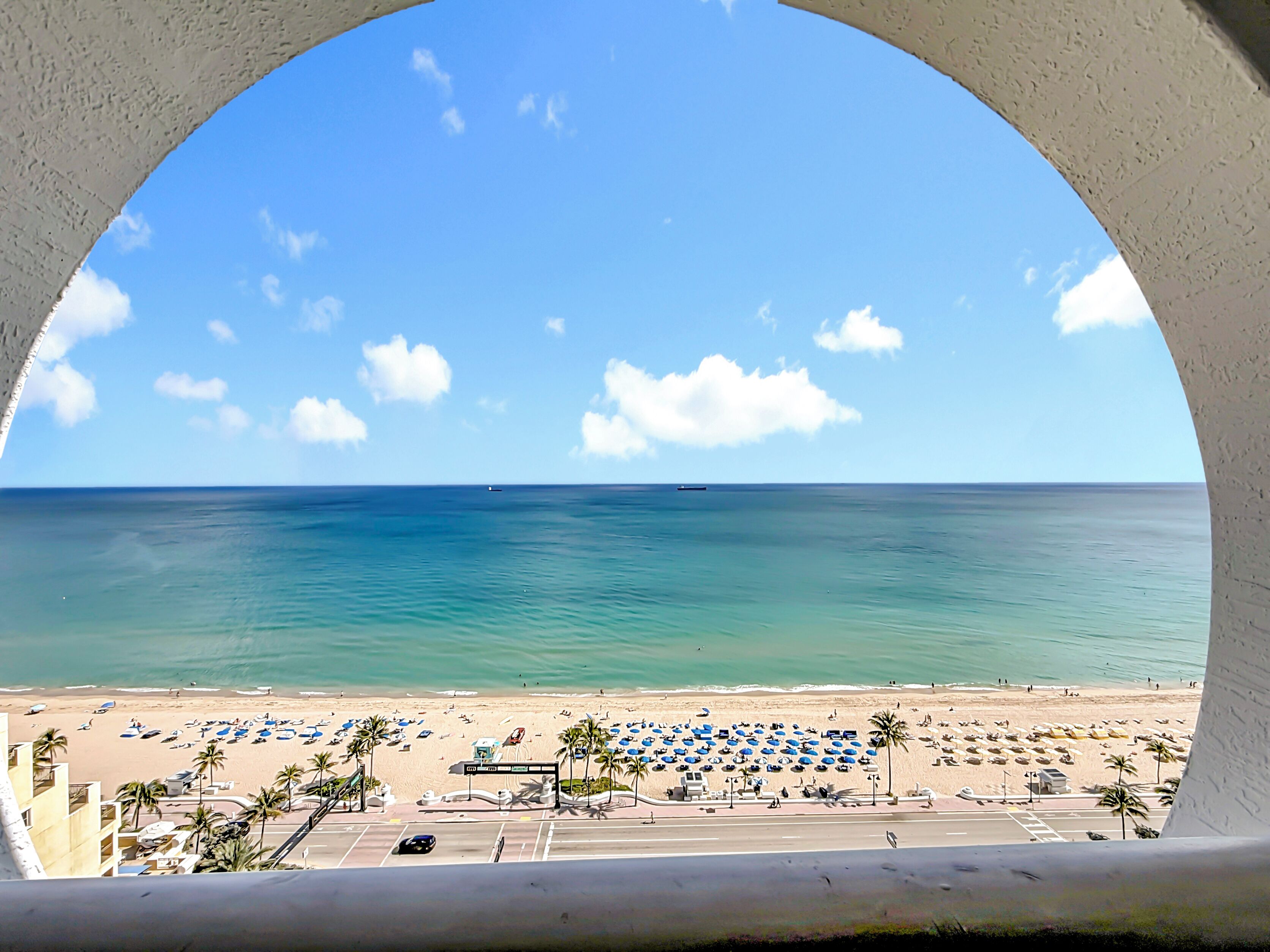 Luxury-Apartment, 1 King-Bett und Schlafsofa, Meerblick | Balkon